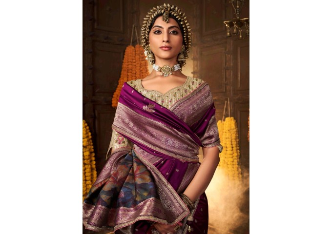 Kira Kiki Silk Pure Silk Weaving Saree Purple