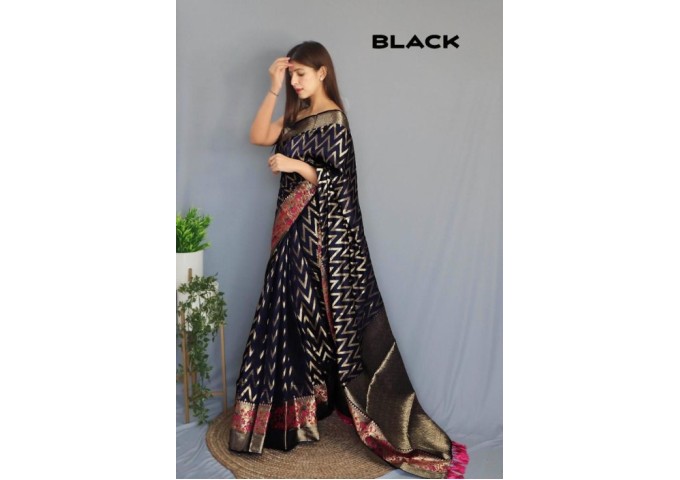 Soft Kanjivaram Silk Saree With Zari Weaving Black