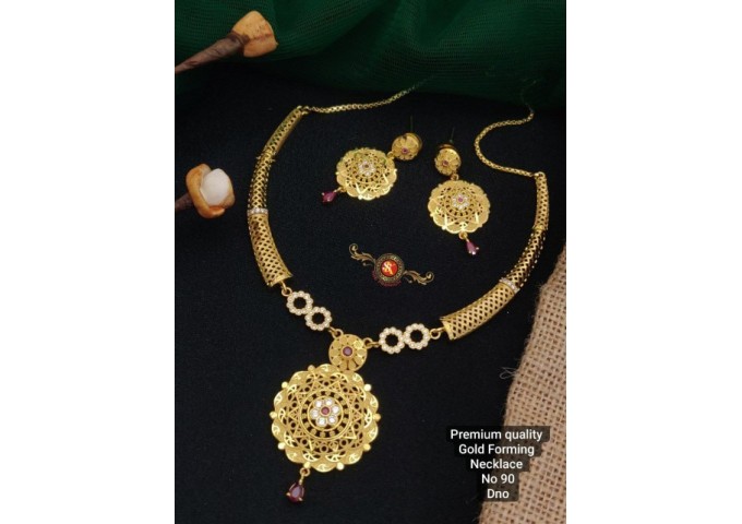 Gold PlatedOne Necklace With Earring 4