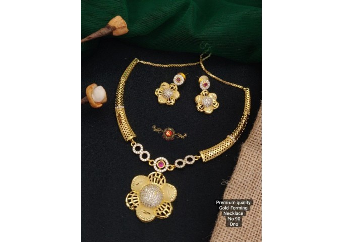 Gold PlatedOne Necklace With Earring 5