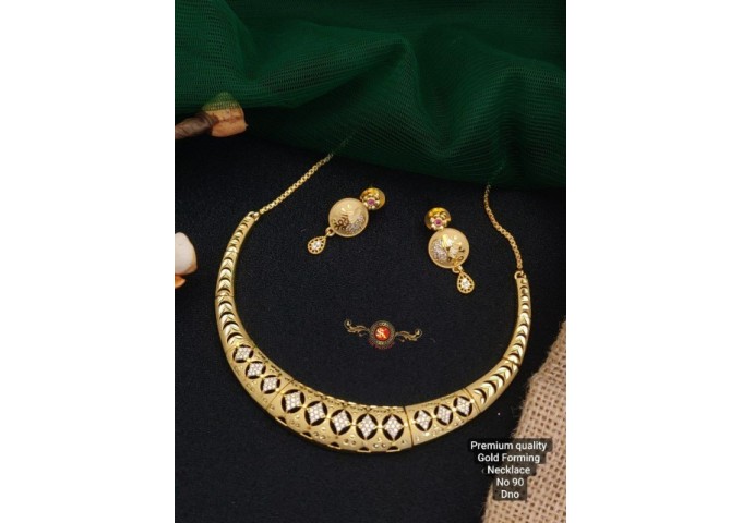 Gold PlatedOne Necklace With Earring 7